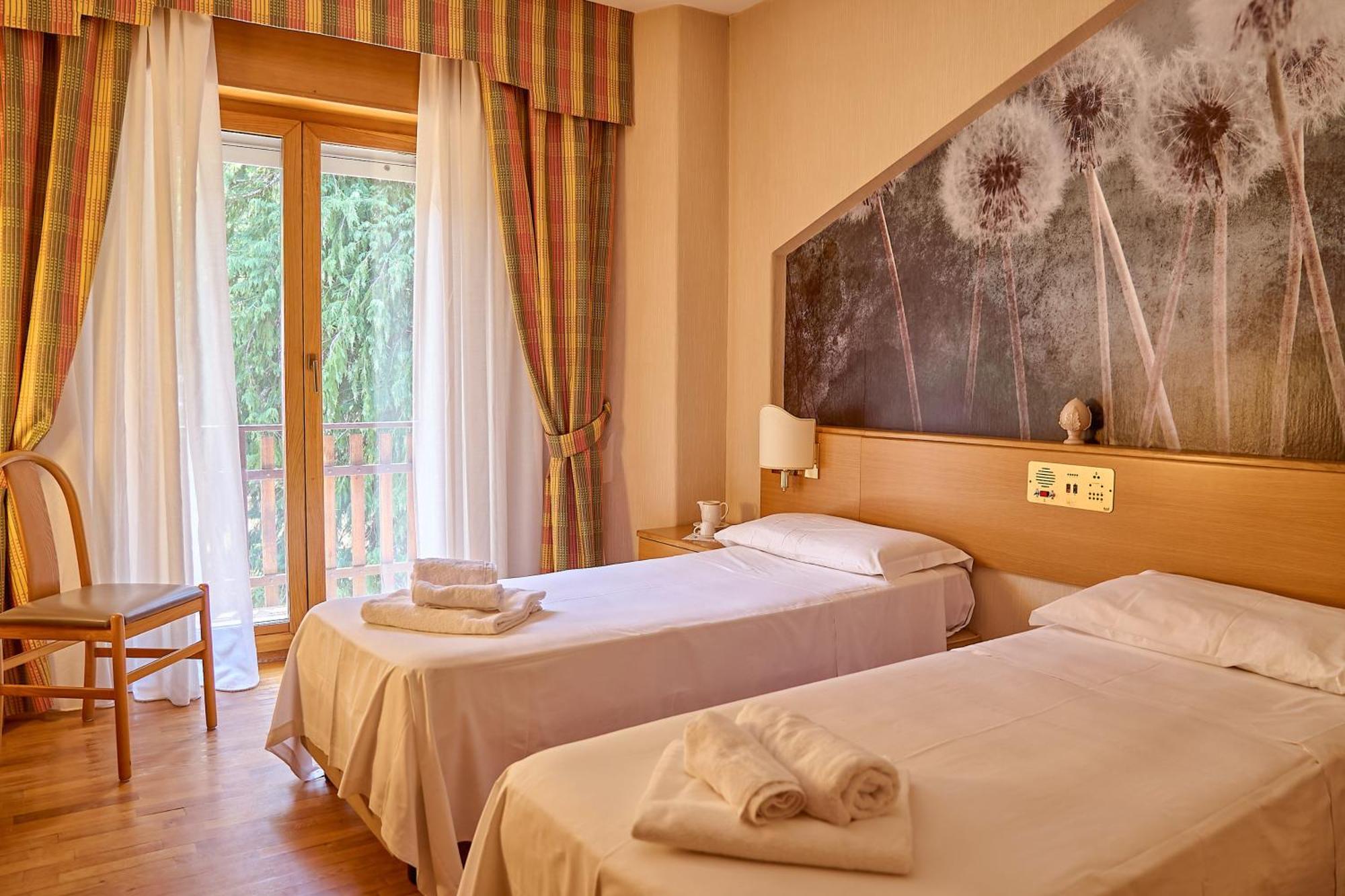 Hotel Camigliatello كاميغلياتيلو سيلانو المظهر الخارجي الصورة